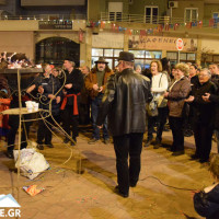 Πολύ κέφι στο γλέντι του Φανού «Αριστοτέλης» στην Κοζάνη – Δείτε φωτογραφίες