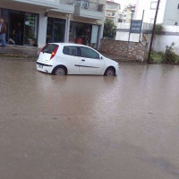Ισχυρή καταιγίδα και χαλάζι στην πόλη της Κοζάνης! Ποτάμια οι δρόμοι από την ποσότητα νερού – Δείτε το βίντεο