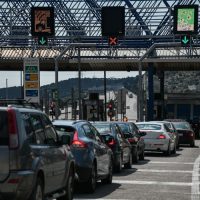 Άνοιγμα μετακινήσεων: Bonus για εμβολιασμένους και μέτρα για ταξίδι στην ηπειρωτική χώρα ή στα νησιά