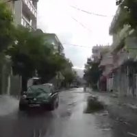 Άλλη μια μέρα με ισχυρή βροχόπτωση και χαλάζι στην Κοζάνη – Πλημμύρησαν οι δρόμοι – Δείτε τα βίντεο