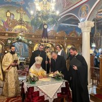 Υπογραφή συμβολαίου για την ανέγερση του νέου Ιερού Ναού Αγίας Θεοδώρας – Ανταλλαγή ευχών στο Δημαρχείο Σερβίων
