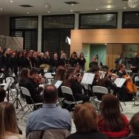 «Σήμερον κρεμάται επί ξύλου»: Όταν ο Χριστός σταυρώνεται ξανά από τους Τελώνες και Φαρισαίους – Της Φανής Φτάκα