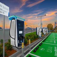 ΔΕΗ blue: Στην Πάτρα το πιο ισχυρό Hub φόρτισης της Ελλάδας με συνολική ισχύ 1,2 MW